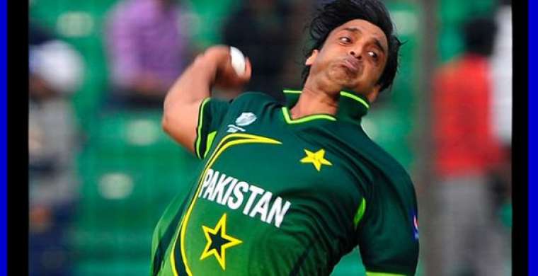 shoaib akhtar most popular pakistani fast bowler